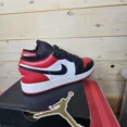 thumbnail image 4 of Jo r-dan 1 Low Bred Toe - NEW YOUTH 6.5, 4 of 6