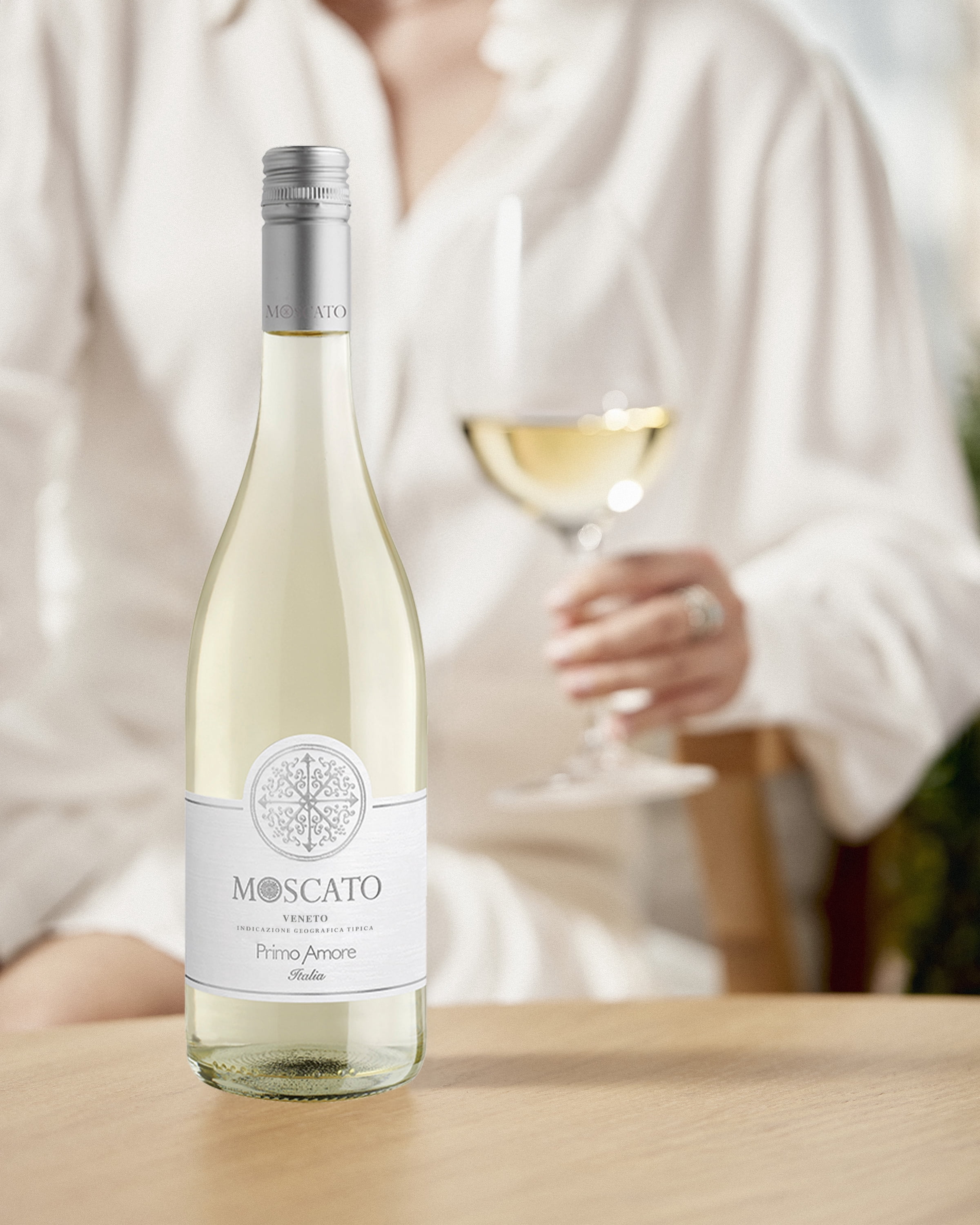 Primos Amore Moscato Wine, 750 mL
