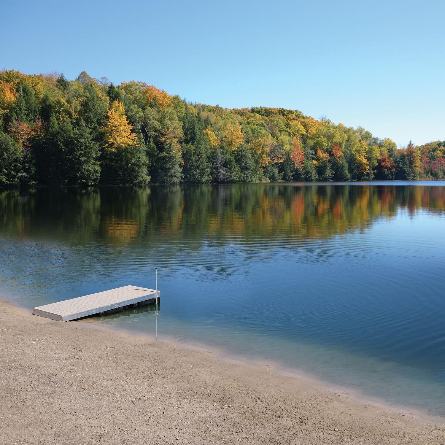 Quai flottant en aluminium avec dessus en résine - 4'x10'
