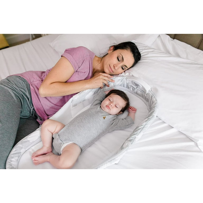 Baby delight snuggle nest harmony cheap portable infant sleeper in silver clouds