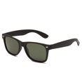 thumbnail image 3 of Gafas de sol polarizadas estilo retro clásico de los años 80 con marco cuadrado para hombre y mujer, 1 marco negro, 3 of 5