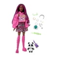 thumbnail image 2 of Muñeca Barbie Extra Cabello Rosa y Pop Punk, 2 of 4