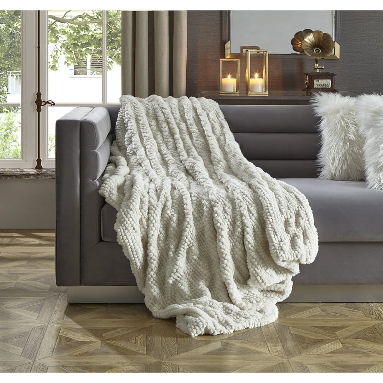 Ivory faux online fur blanket