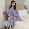 thumbnail image 2 of Women‘s Coral Velvet Robe Long Plush Bathrobe Extra Thick Warm Sleepwear Cozy Loungewear One Size, 2 of 4