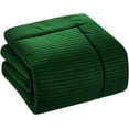 thumbnail image 4 of D.N.G. BEDDINGS Full/Queen Size 800 Thread Count, 100% Egyptian Cotton, Green Premium Hotal Quality, 1 Piece Box Design Striped Comforter Set, 4 of 5