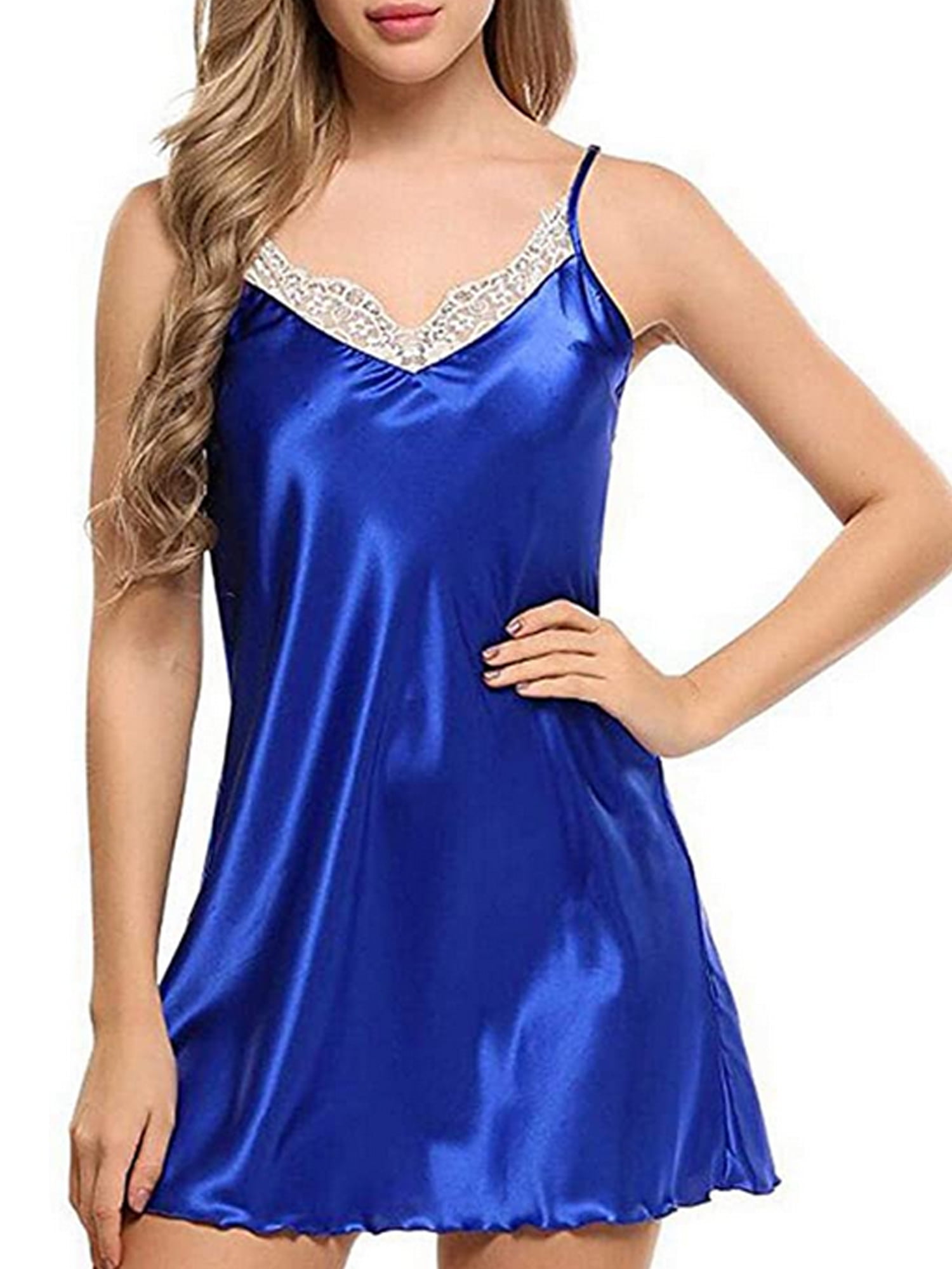 pajamas and night gowns