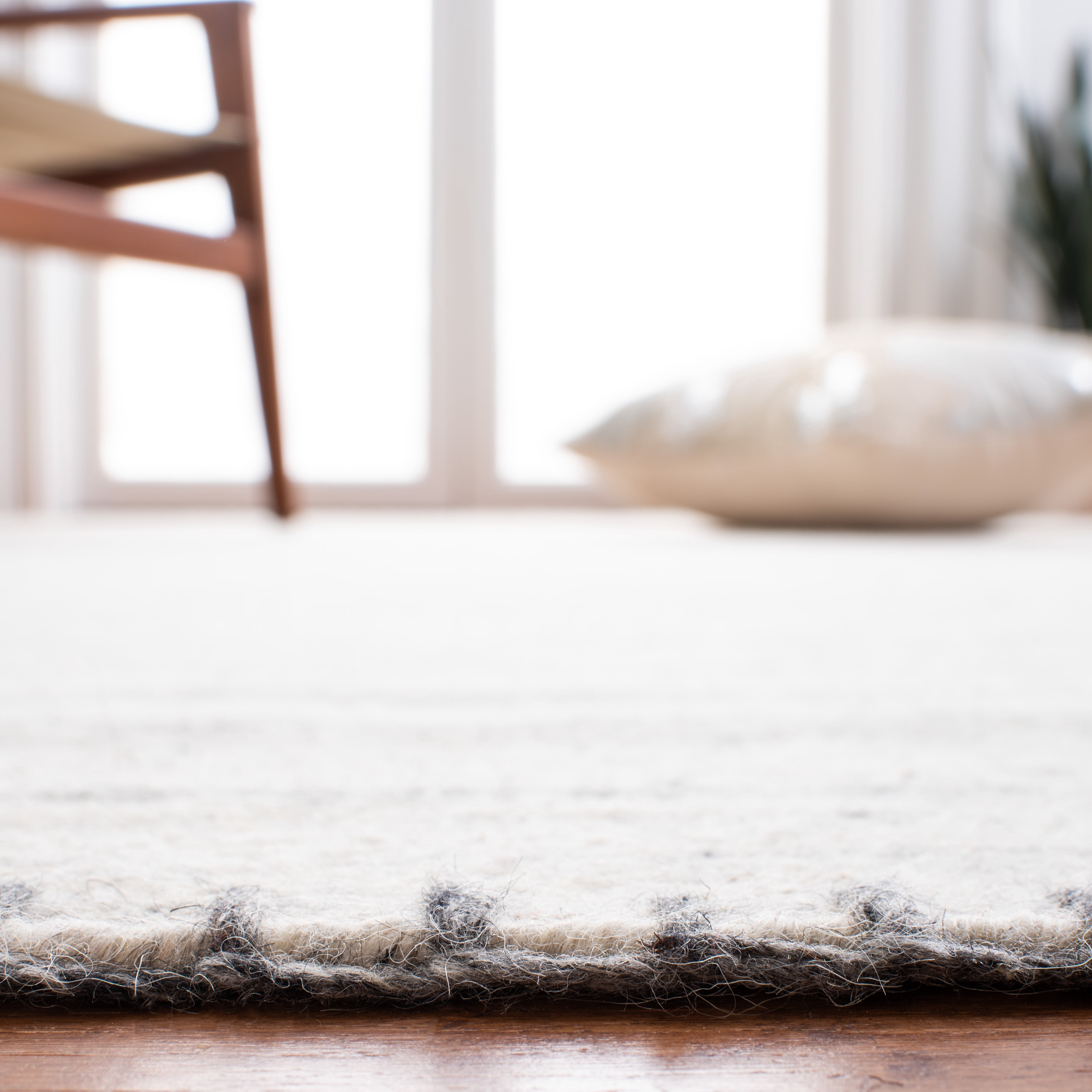 Safavieh Kilim Luka Striped Area Rug, Beige/Light Gray, 6' x 9'