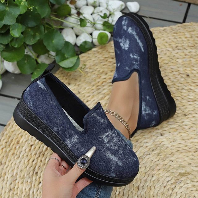 Xucatan Women's casual shoes, comfortable round-headed flat shoes cowboy uppers, casual shoes suitable for daily walking and work. Gift