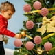 thumbnail image 4 of Set de adornos para bailes de Navidad en dos paquetes | Decoraciones festivas de 10 cm grandes con flocas, rojo, blanco, verde, naranja, marrón azul | Decoración ligera y duradera para árbol de, 4 of 6
