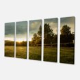 thumbnail image 1 of Designart - Beau Lever de Soleil à la Ferme - Impression sur Toile Paysage, 1 of 3