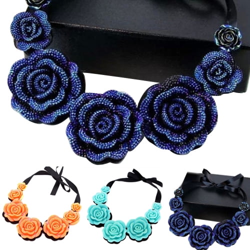 Retro Women Velvet Fashion Crescent Clavicle Choker Collar Necklace Jewelry Gift 