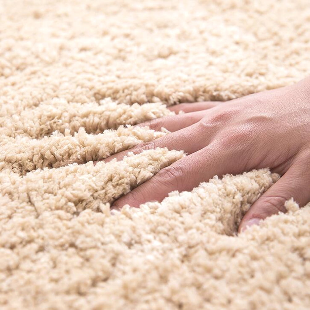 Soft Bath Rugs Absorbent Non-Slip 18 x 28inch Beige Microfiber Fluffy Shaggy Bathroom Mats Machine Washable Floor Rug