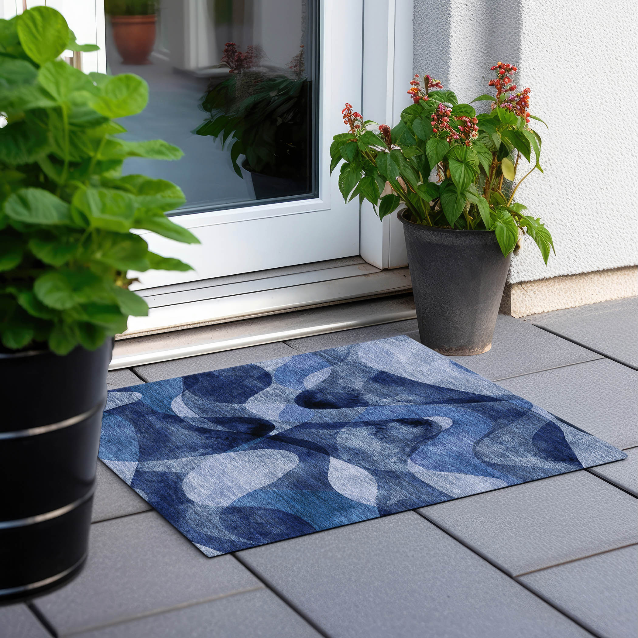 Addison Rugs Chantille Indoor/Outdoor Contemporary Abstract Navy Washable Rectangle Rug, 1'8" x 2'6"