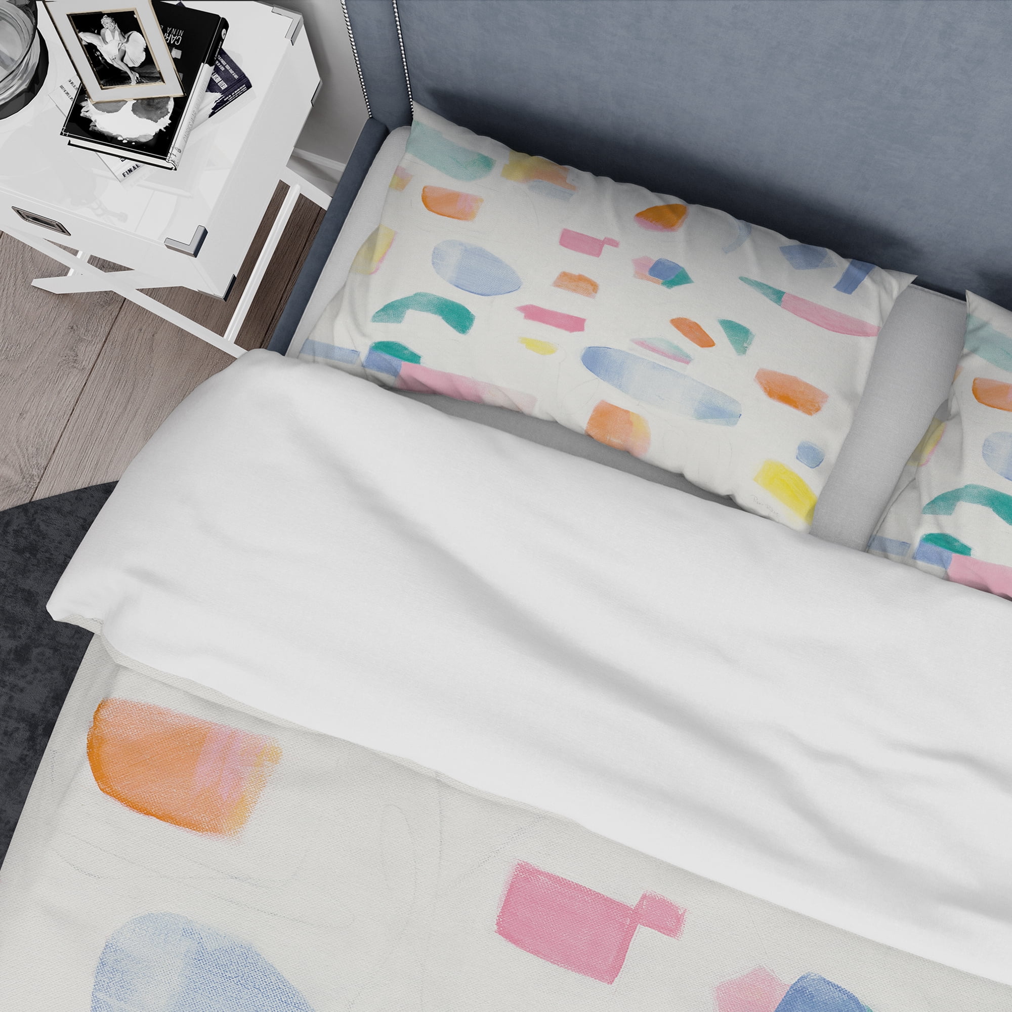 Designart 'Joy Geometric Simple' Geometric Duvet Cover Set