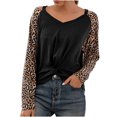 thumbnail image 1 of Top de camiseta informal de manga larga con cuello en V y hombros descubiertos con retazos de leopardo para mujer de otoño e invierno Pompotops FGAJ14226, 1 of 6