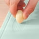 thumbnail image 5 of Tabla de picar para triturar para cocina - tabla antideslizante de doble cara apta para lavavajillas para carne y verduras con asa de agarre fácil, 9,8x7,2 pulgadas, 5 of 6