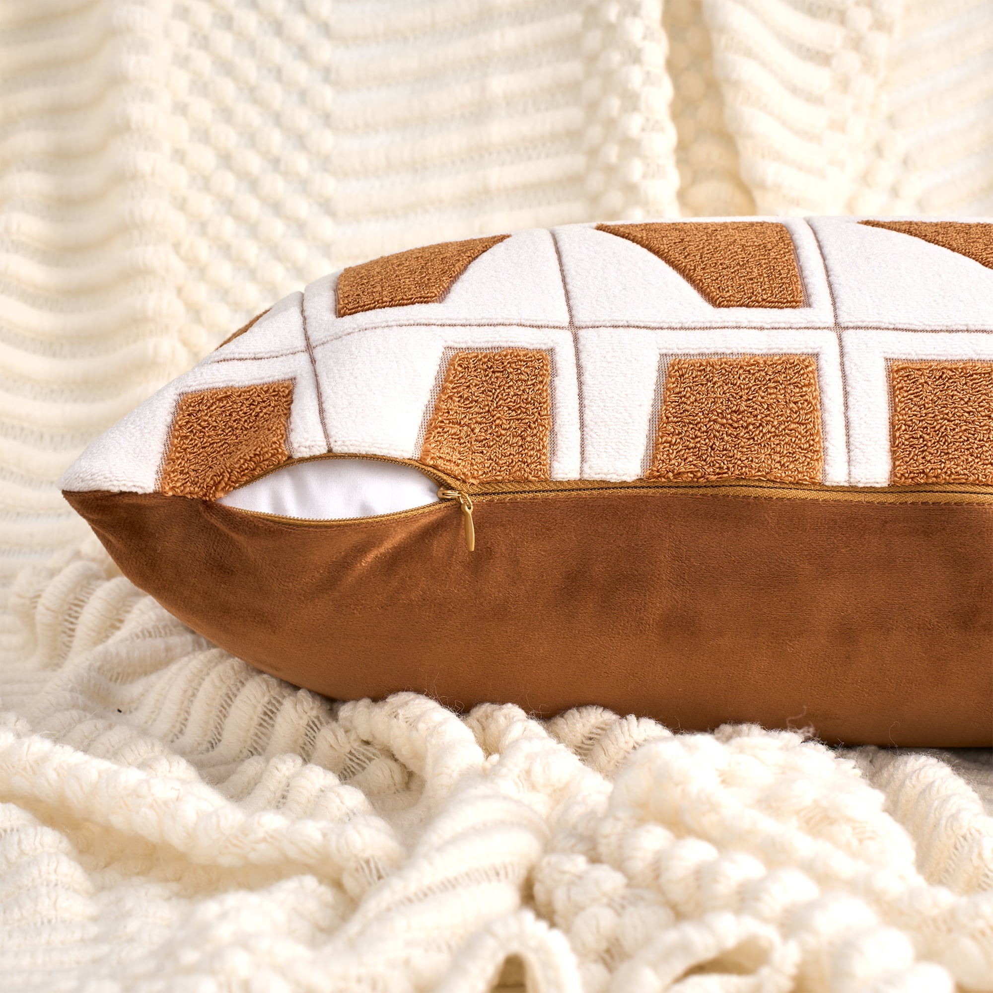 Unique Bargains Set of 2 Geometric Soft Plush Cushion Case Pillow Covers 20" x 12" Coffee