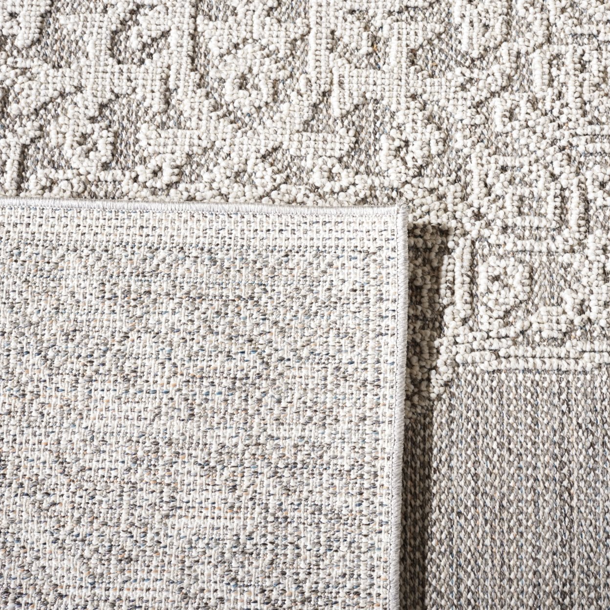 SAFAVIEH Global Vernon Abstract Indoor/Outdoor Area Rug, Grey/Ivory, 5'3" x 7'6"