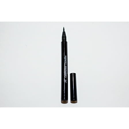 K.Calderwood Cosmetics jet black, bold outline liquie eyeliner