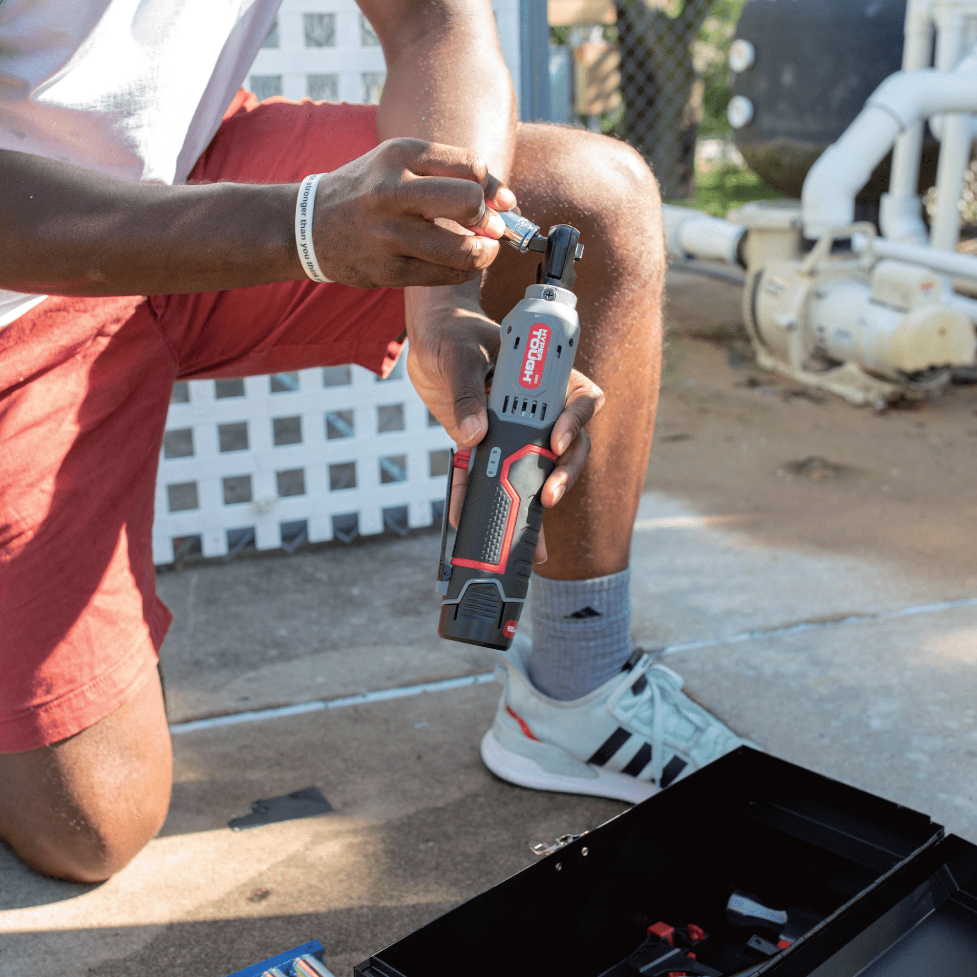 Hyper Tough 12V Max* Lithium-Ion Cordless 3/8-inch Ratchet with 1.5Ah Battery and Charger, 98804, New