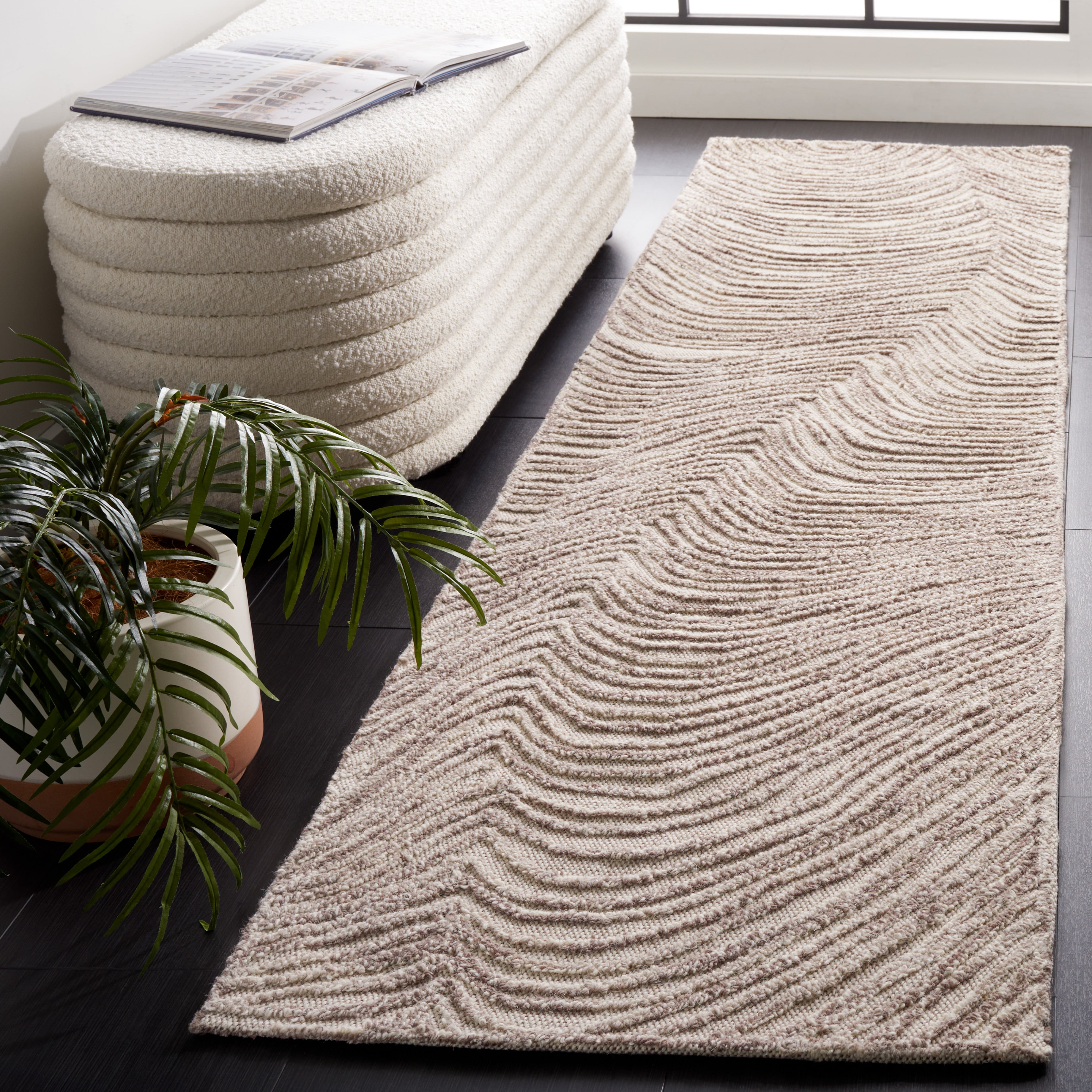 SAFAVIEH Trace Jimney Abstract Runner Rug, Brown/Ivory, 2'3" x 9'