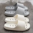 thumbnail image 2 of Zapatillas antideslizantes de secado rápido para mujer, zapatillas de baño de suela suave ahuecadas, Zapatillas de casa informales para parejas, baratas, 2 of 7