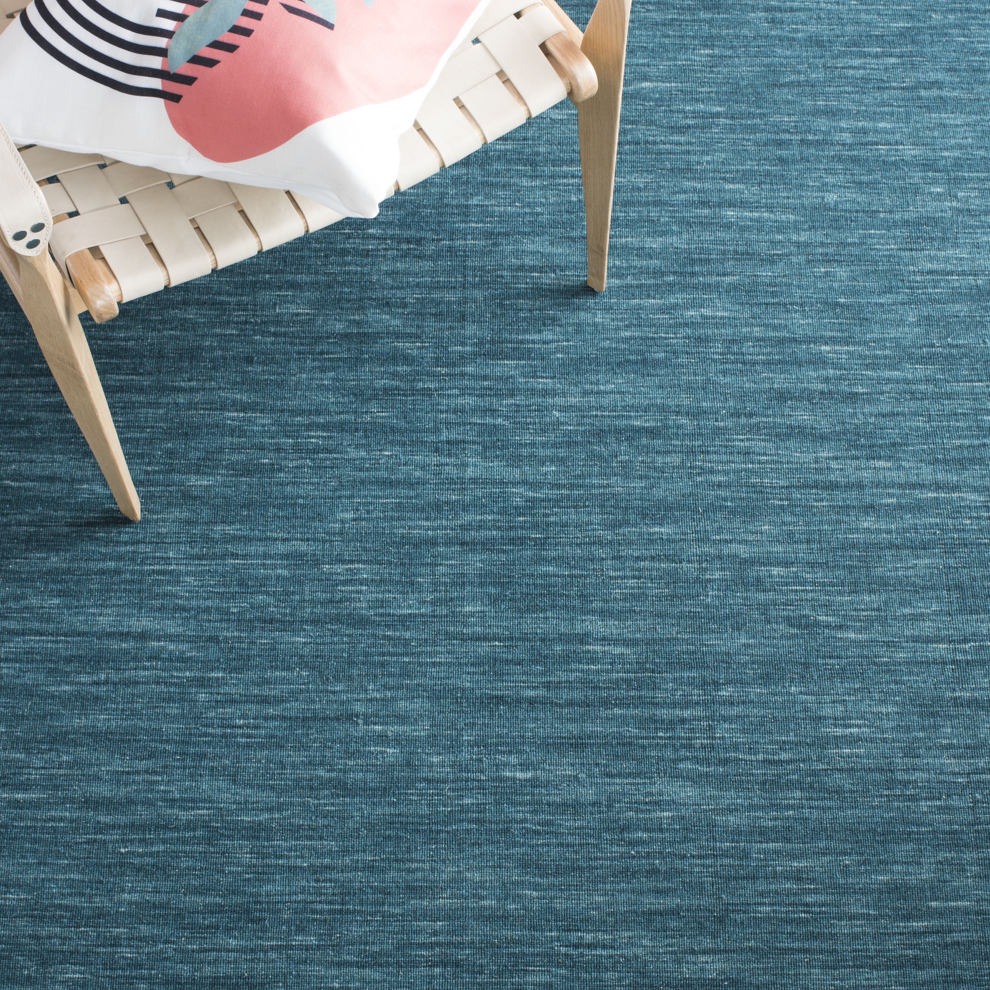 SAFAVIEH Kilim Patrick Solid Area Rug, Dark Green, 5' x 8'