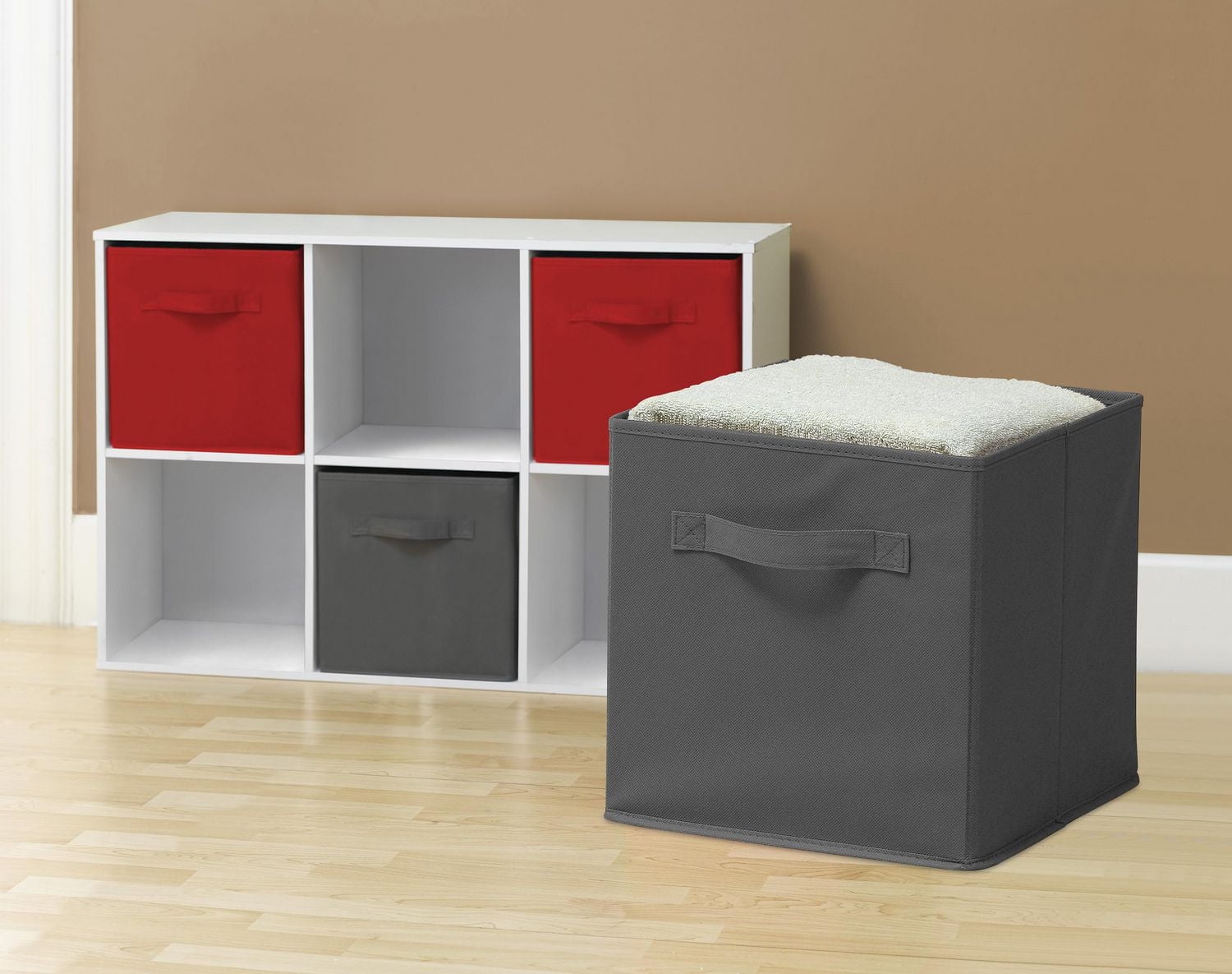 Panier de rangement en tissu Mainstays - Pliable, idéal pour la chambre d'enfant, la salle de jeux, le placard et l'organisation de la maison Taille assemblé : 26.7cmx26.7cmx27.9cm; Plusieurs couleurs en option.