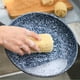 thumbnail image 4 of Cepillo de lufa para lavar platos | Estropajo de fibra natural de lufa para ollas, sartenes y utensilios | Resistente a la grasa y suave con el metal | Esponja multiusos para limpiar platos, azulejo, 4 of 5