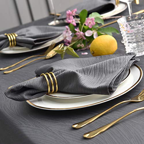 maxmill Jacquard Cloth Napkins 20 x 20 Inch Swirl Pattern 4 Packs Solid Washable Polyester Comfortable for Restaurant Family Dinners Weddings Parties and Banquets Black 