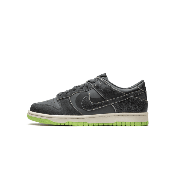 NIKE GRADE SCHOOL Dunk Low SE GS "Halloween - Cauldron" DQ6215 001 DQ6215 001 from Stadium Goods