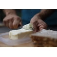 thumbnail image 4 of Cuchillo para mantequilla 3 en 1, clip para mantequilla multifuncional de acero inoxidable y esparcidor con bordes dentados, ranuras trituradas para cortar verduras, frutas y verduras, 4 of 5