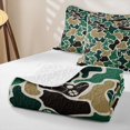 thumbnail image 4 of Manfei Retro Camouflage Gamepad Twin Quilt Set, Contemporary Art Camo Twin Coverlet Set, Woodland Green, 2 Pieces, 1 Bedspread and 1 Pillowcase, 4 of 7