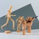 thumbnail image 2 of Mano articulada de madera flexible y móvil de 12 pulgadas, modelo de marioneta de imitación de dibujo humano para pintura artística, 2 of 4