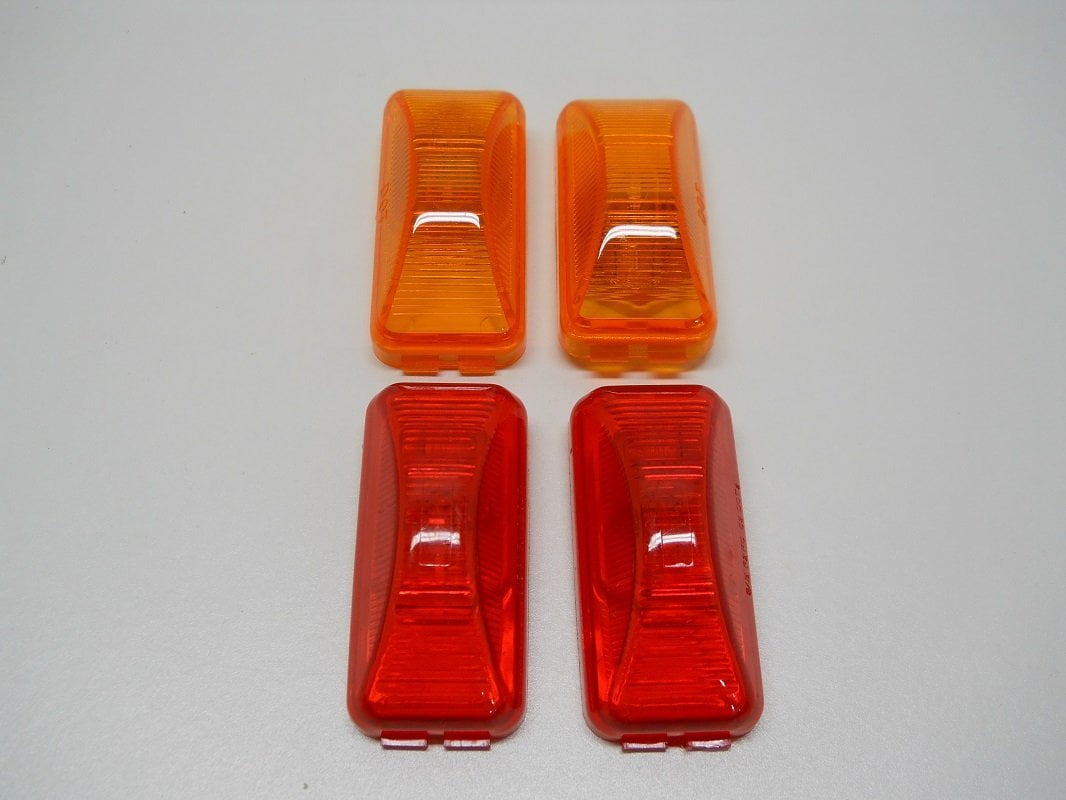 United Pacific Amber Incandescent 2.5 Round Truck Trailer Side Marker Light Kit 