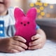 thumbnail image 5 of 2025 Nuevo Conejo de Pascua de Peluche, Conejo de Pascua con Zanahoria Animales de Peluche, Adorable Cesta de Pascua Decoraciones de Conejo de Pascua para Niños (Amarillo), 5 of 5