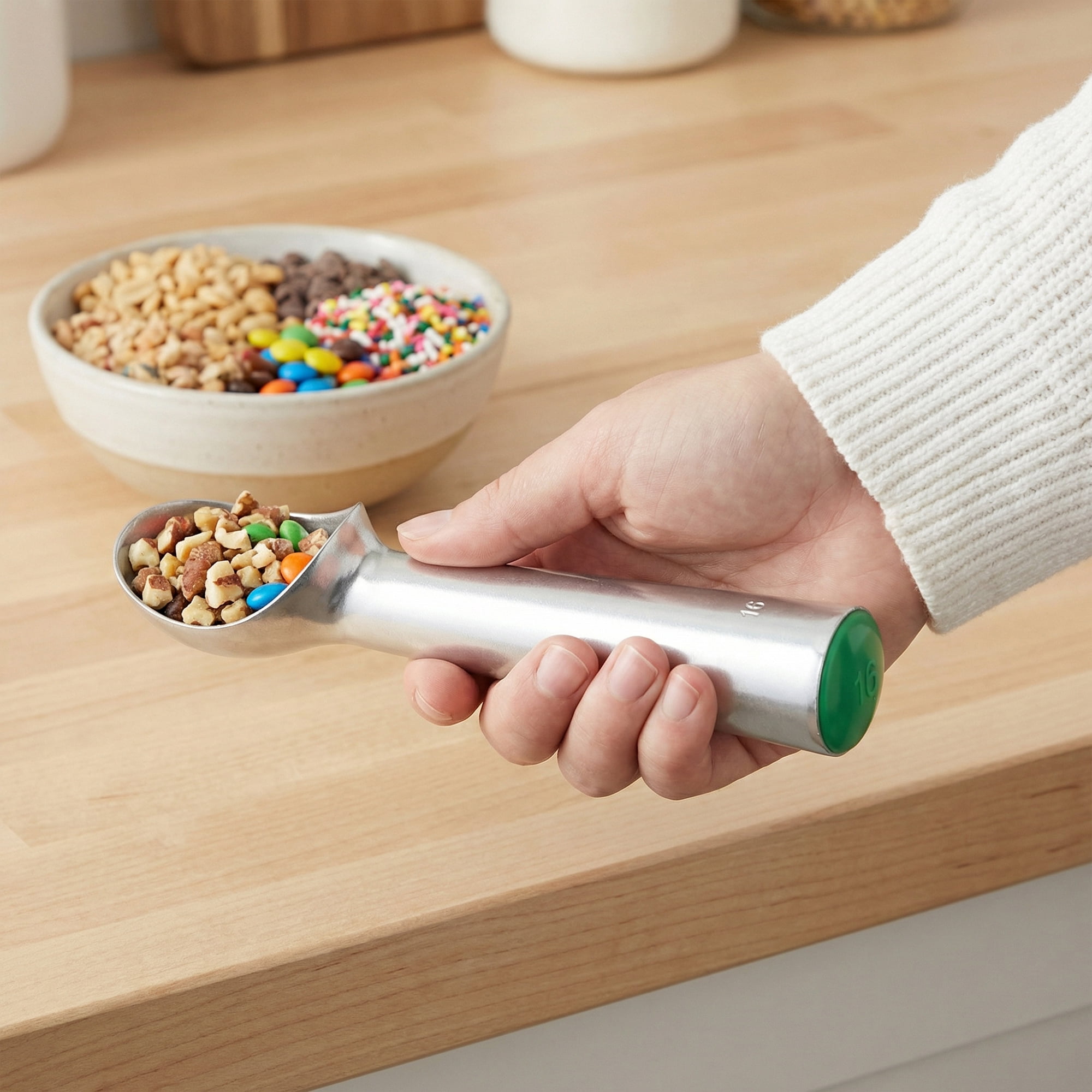 Unique Bargains Aluminum Ergonomic Handle Ice Cream Scoop Silver 7*1.7inch