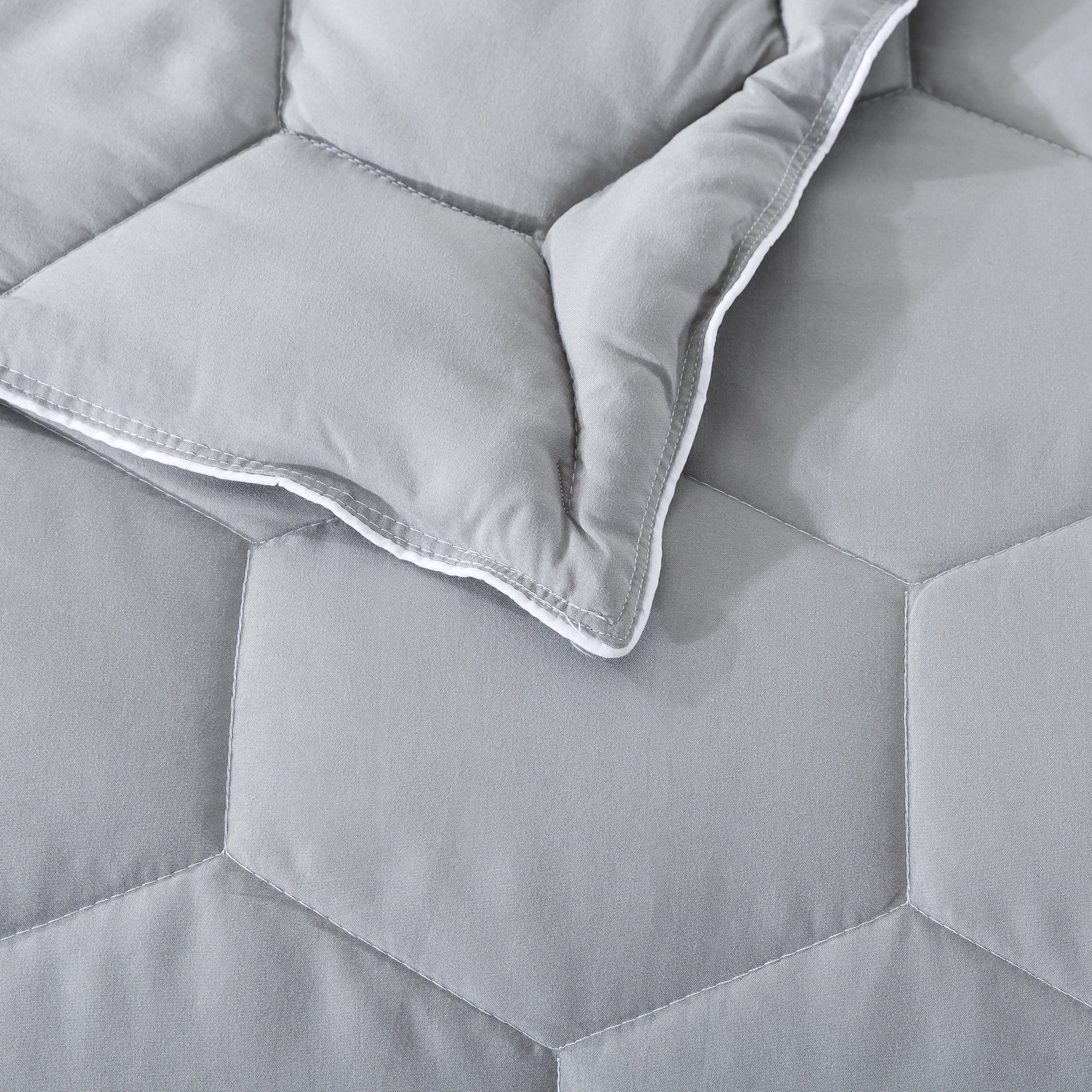 Honeycomb Down Alternative Blanket - Neutral Gray/Bright White - Full/Queen