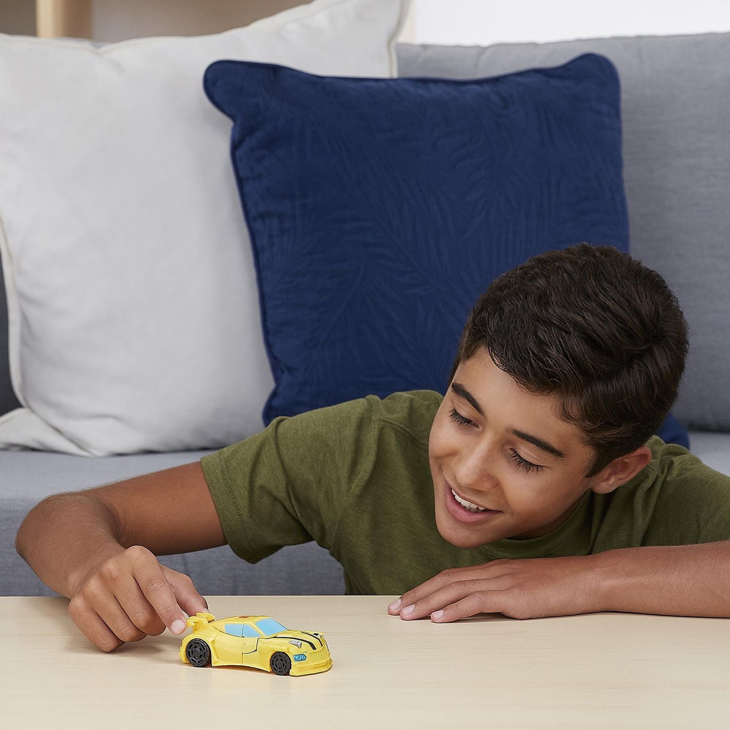 Transformers Toys Cyberverse Action Attackers Warrior Class Bumblebee Action Figure -- Repeatable Hive Swarm Action Attack Move – 5.4-inch