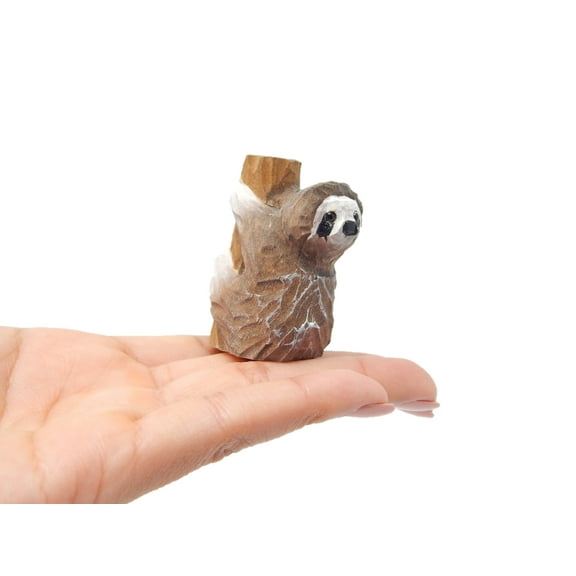 Sloth Figurine Statue Decor Small Animal Sculpture Art Wood Carving Miniature