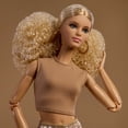 thumbnail image 3 of Barbie Poupée Barbie Basics Modèle 07 cheveux blonds et pantalon blanc, 3 of 6