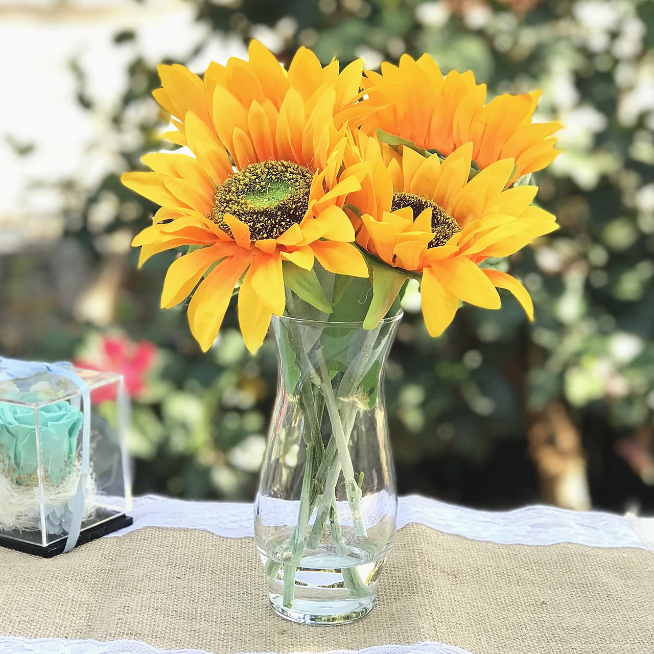 Enova Home 5 Heads Sunflower Arrangement in Clear Glass Vase With Faux