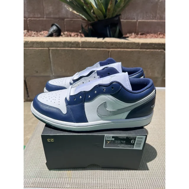 Ni - ke Ni - ke Air Jordan 1 Low AJ1 Midnight Navy Men’s Size 9 553558-141