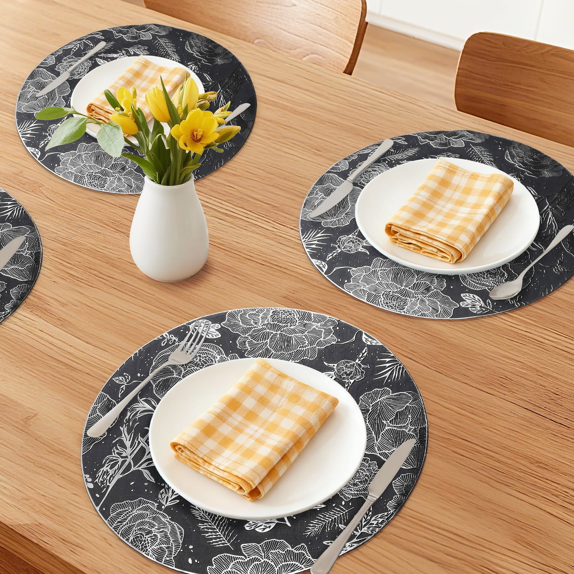 Unique Bargains Set of 6 Wipeable Plastic Placemats for Kitchen Dining Table Black-Silver