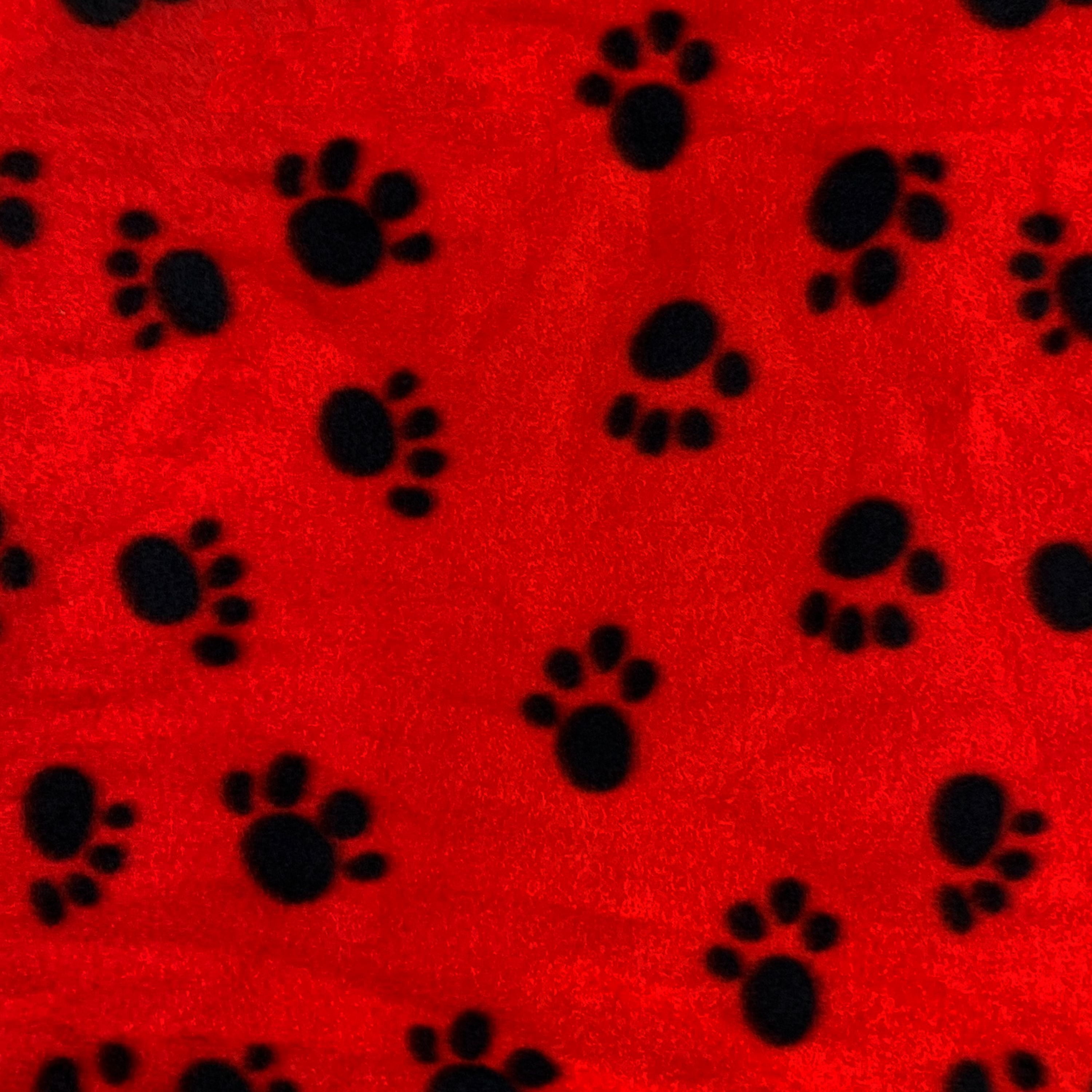 Shason Textile 60" x 2 yd 100% Polyester Fleece Friendly Big Paws Sewing & Craft Fabric, Red and Black