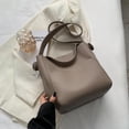 thumbnail image 4 of Bolso bandolera para mujer, bolso de hombro, bolso de piel, espacioso, tipo hobo, para mujer, bolsos bandolera de moda, bolsos de mano, bolso tipo cubo, cartera, bolso de viaje, bolso de, 4 of 5