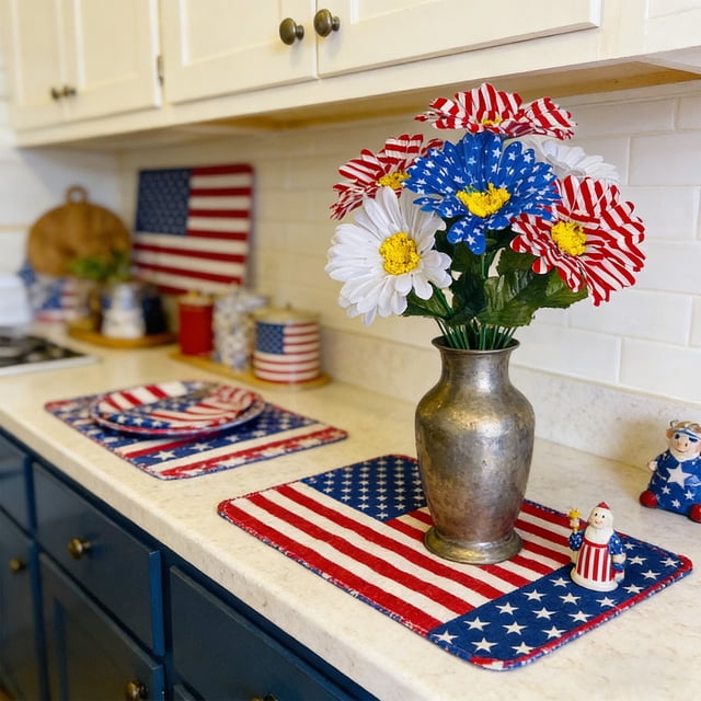ddioayh Artificial Daisies Bouquet 7 Heads Patriotic Flower Arrangement Red White Blue Faux Flowers For Independence Day Decor Home Table Centerpiece