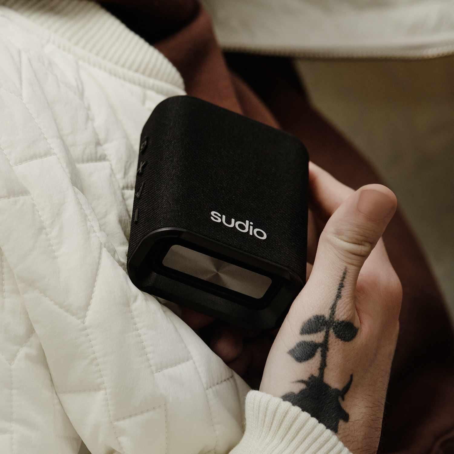 Sudio Haut-Parleur Portable S2, Noir