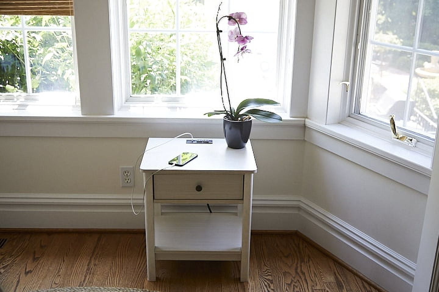 DecorTech Traditional Rectangular End Table with AC Power and USB Charging Ports, White