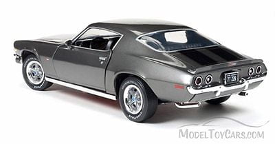 1970 Chevy Camaro Z28, Gray - Auto World ERTL - 1/18 scale diecast